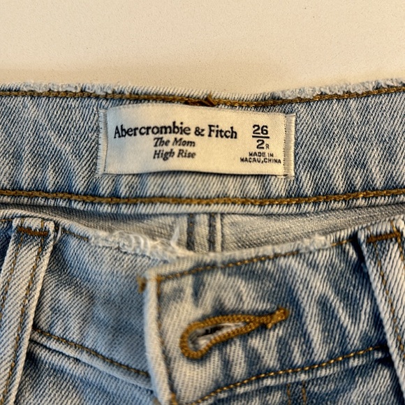 Abercrombie and Fitch distressed high rise mom jeans - Picture 2 of 4